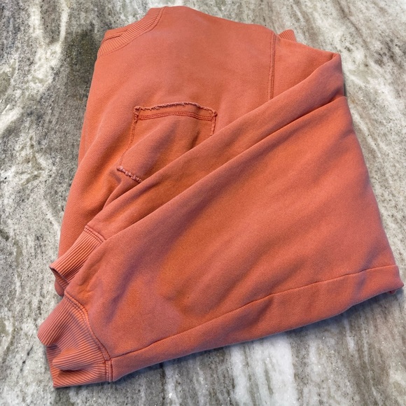 aerie Tops - Orange aerie crewneck worn once